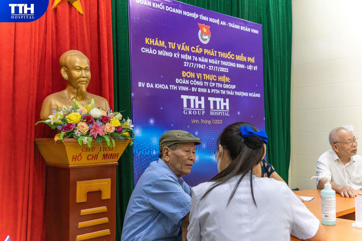 Bệnh viện Thái Thượng Hoàng tổ chức khám, tư vấn, cấp phát thuốc miễn phí