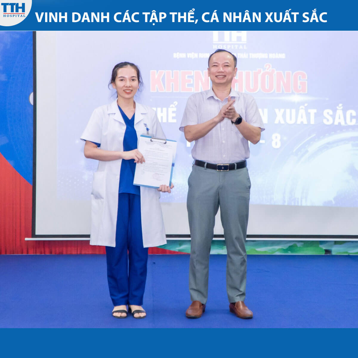 Ban lãnh đạo BV Thái Thượng Hoàng đã thực hiện việc tôn vinh và biểu dương cá nhân xuất sắc trong tháng 8