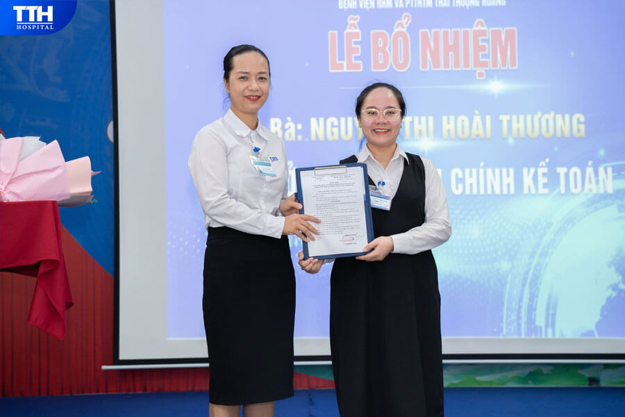 Bà Nguyễn Thị Hoài Thương: Trưởng phòng Tài chính kế toán