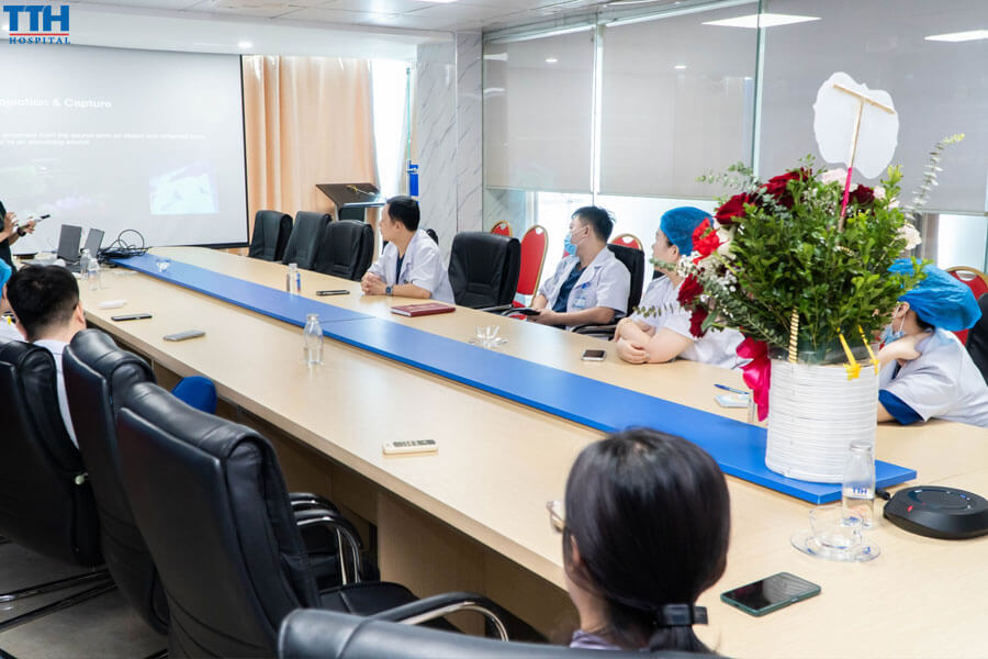 Bệnh viện Thái Thượng Hoàng đã tham gia buổi đào tạo công nghệ quét dấu răng AORALSCAN 3 SHINING 3D