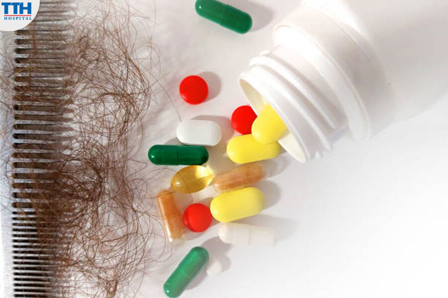 Cách Khắc Phục Rụng Tóc Do Thiếu Hụt Dưỡng Chất