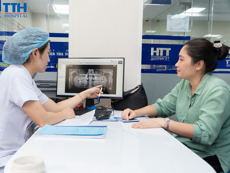 Dấu hiệu nhận biết răng khôn mọc lệch