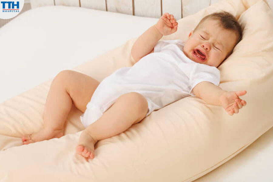 Dấu Hiệu và Triệu Chứng Khi Trẻ Mọc Răng Sữa