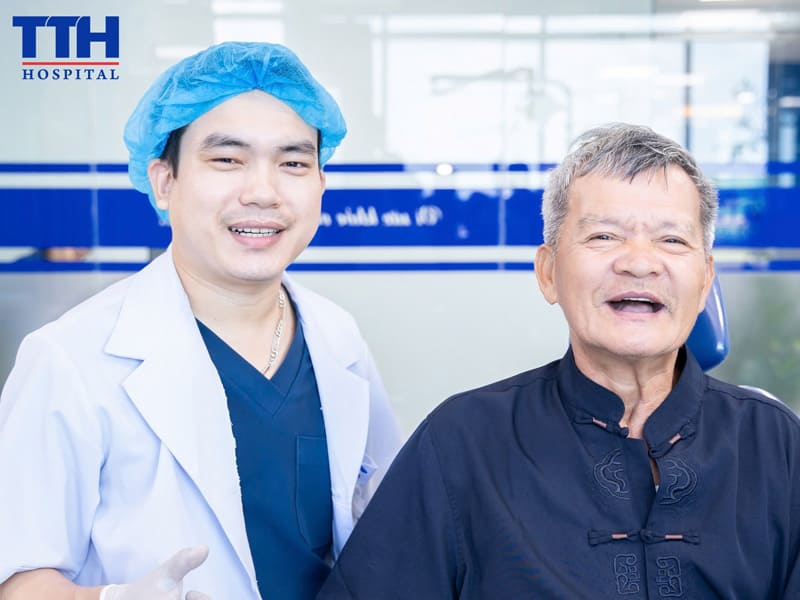 Địa chỉ trồng răng Implant cho người cao tuổi hoặc xương hàm yếu ở Nghệ An