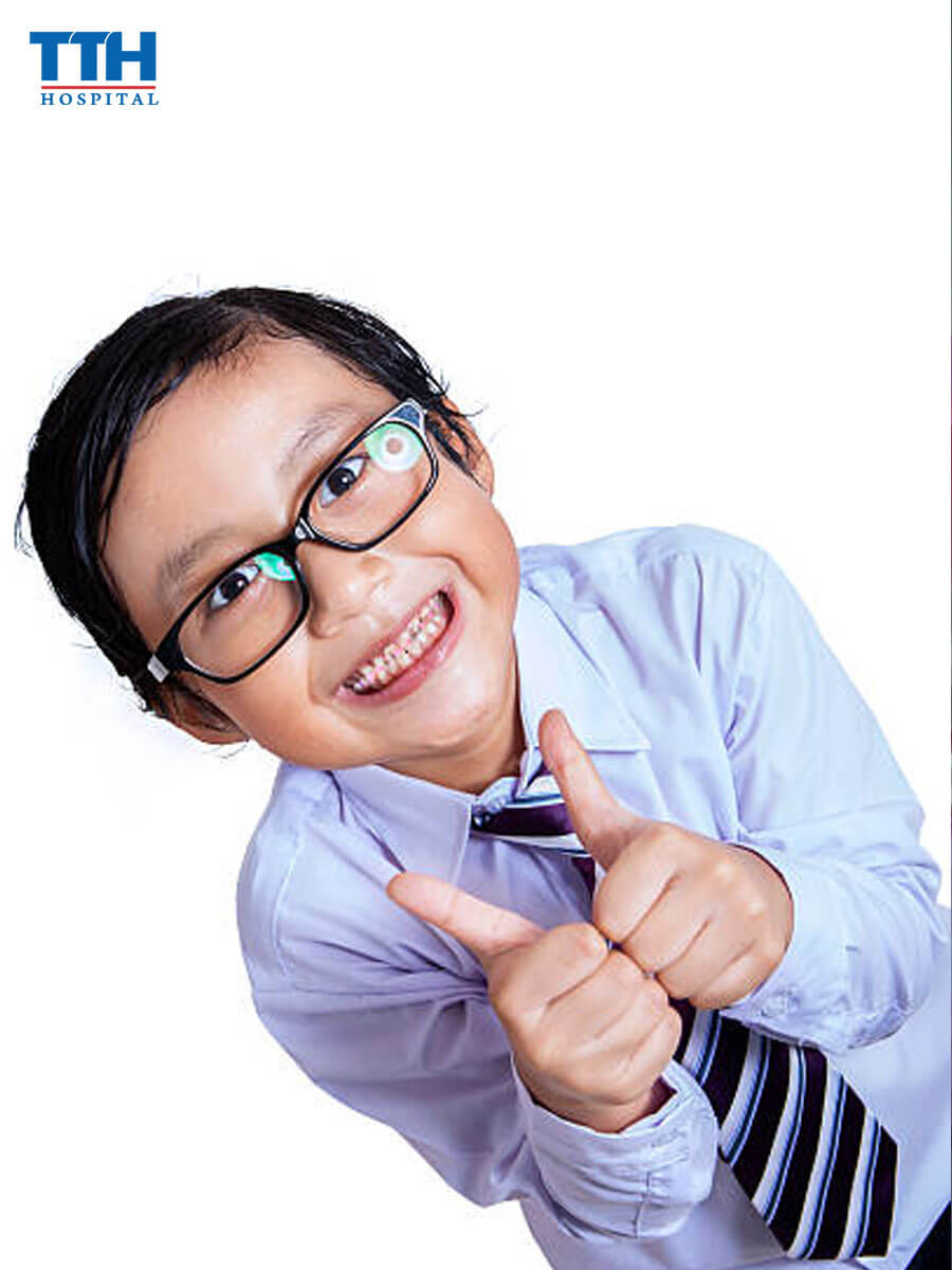 Điều trị khớp cắn ngược trẻ em