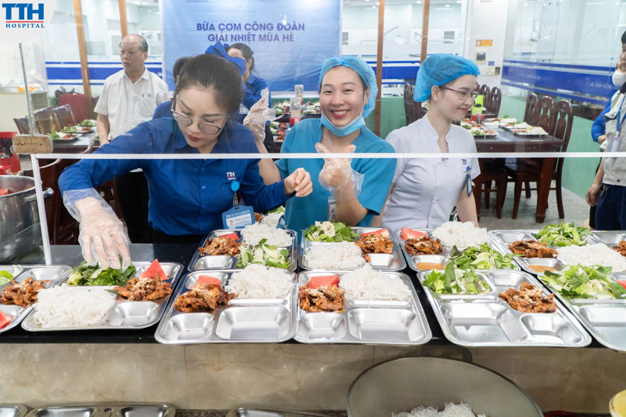 Gắn Kết Tình Cảm, Nâng Cao Động Lực