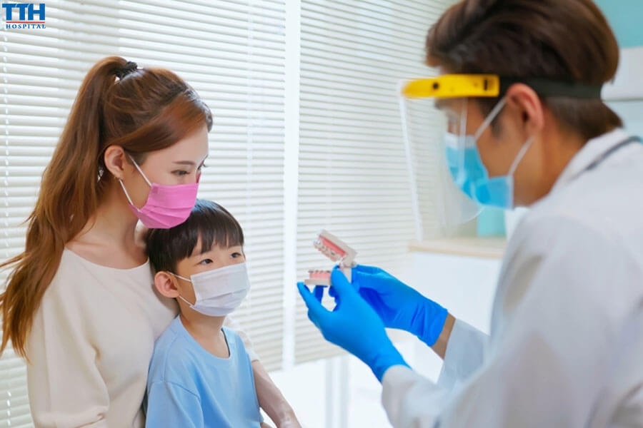 Giáo Dục Về Chăm Sóc Răng Miệng