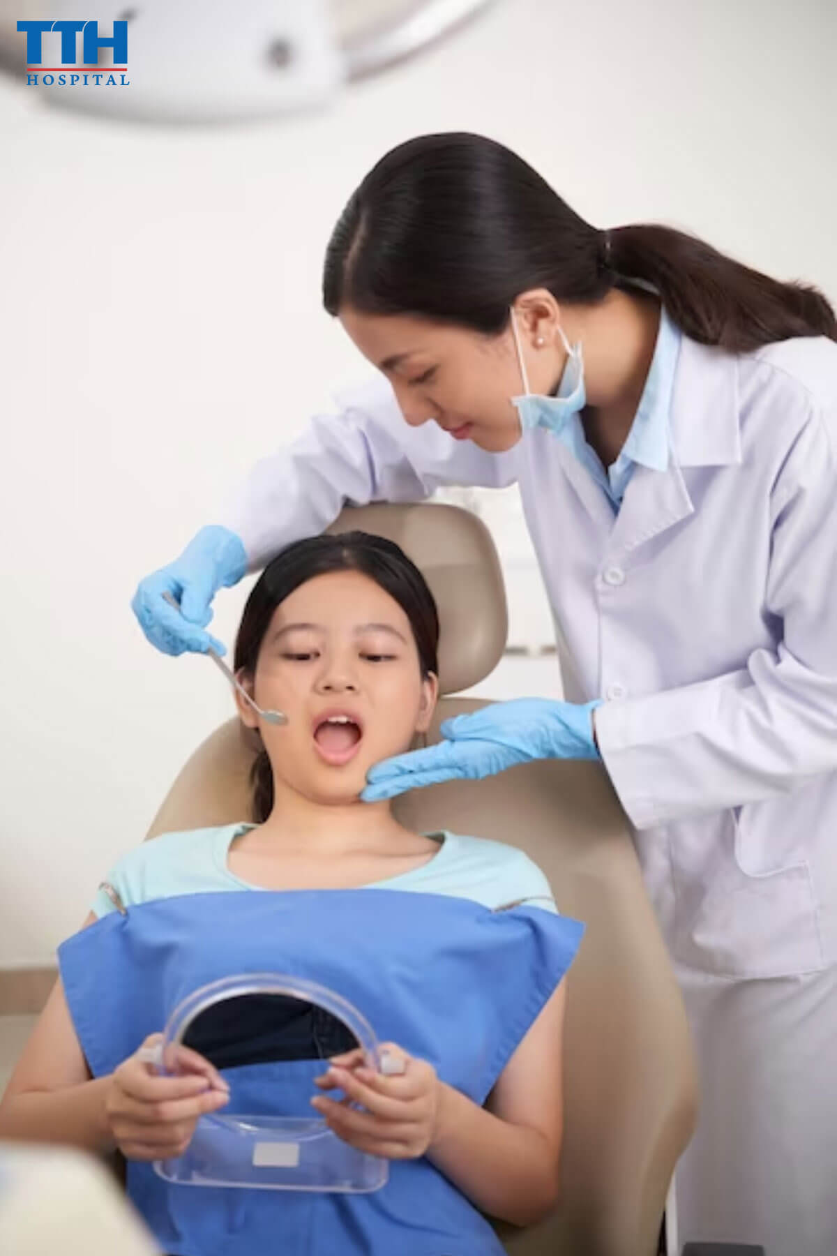 Hãy Thảo Luận với Bác Sĩ Niềng Răng Khi Đang Niềng Răng tại Vinh, Nghệ an