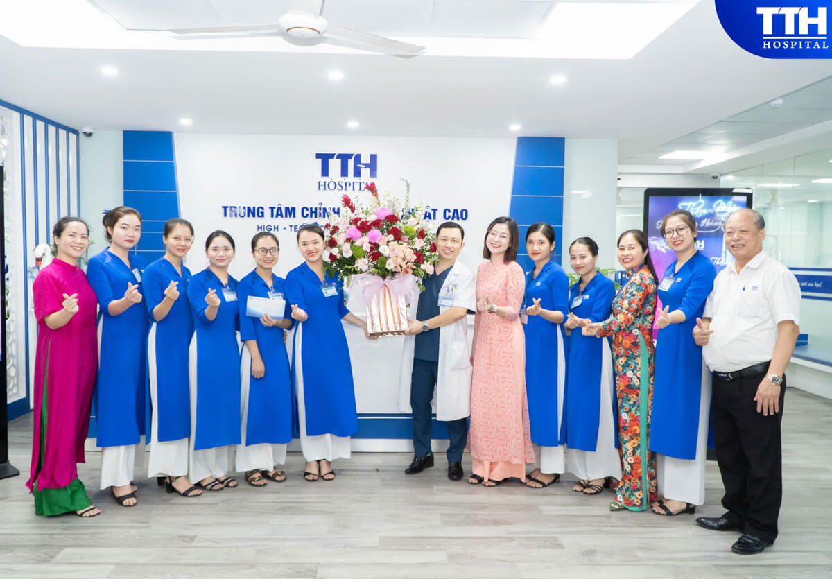 hình ảnh đẹp 6 trong ngày Phụ Nữ Việt Nam 20-10-2023