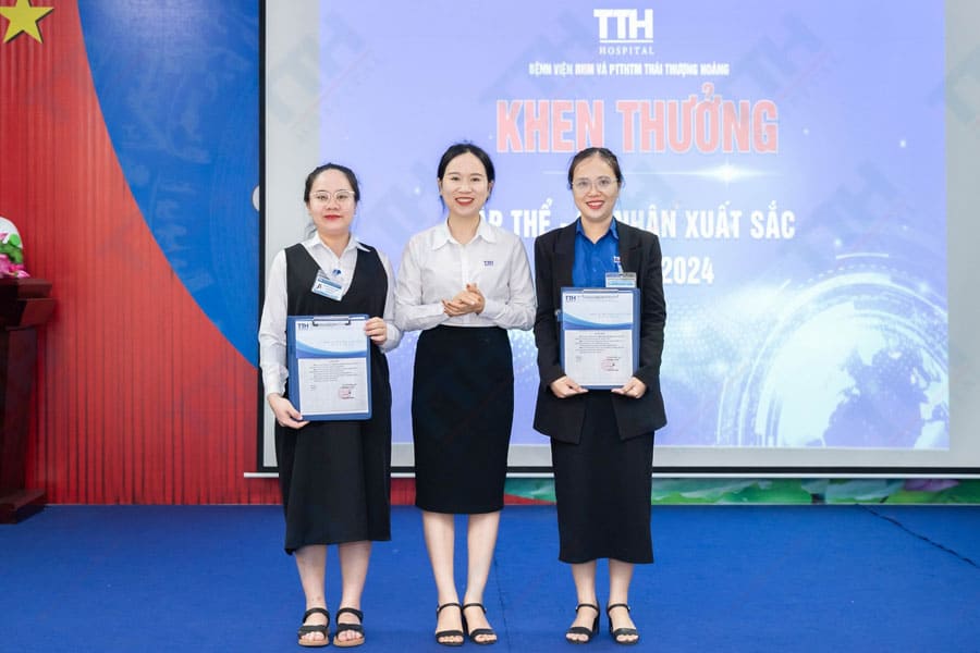 Phòng Phát triển dịch vụ và Phòng Tài chính kế toán đã xuất sắc giành giải nhất