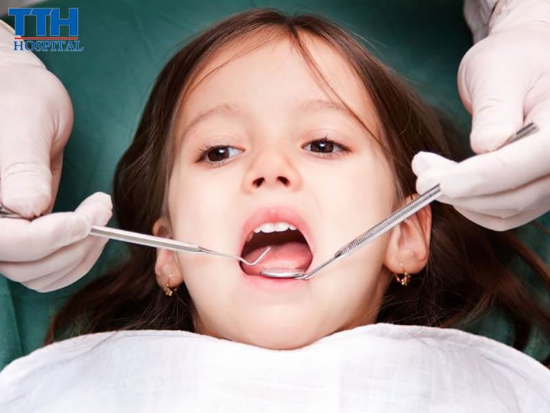 Không thăm khám răng miệng định kỳ