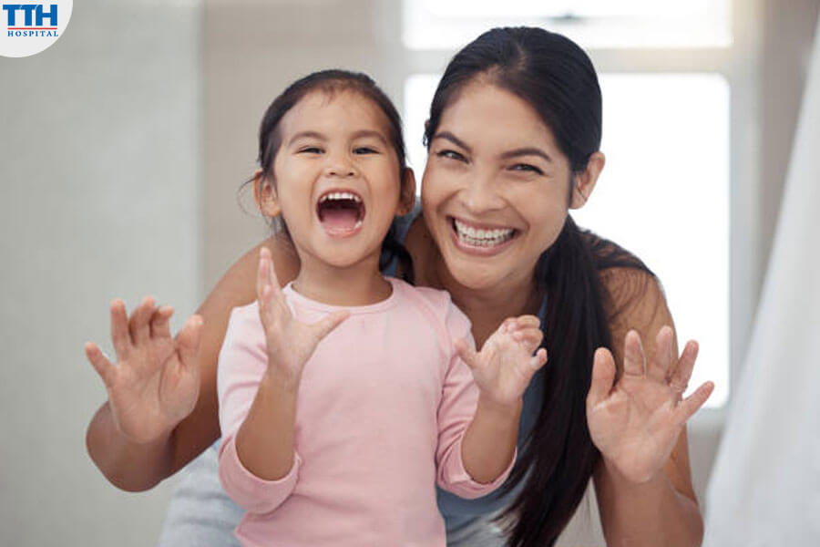 Mọc Răng Sữa và Sự Phát Triển Ngôn Ngữ Của Trẻ