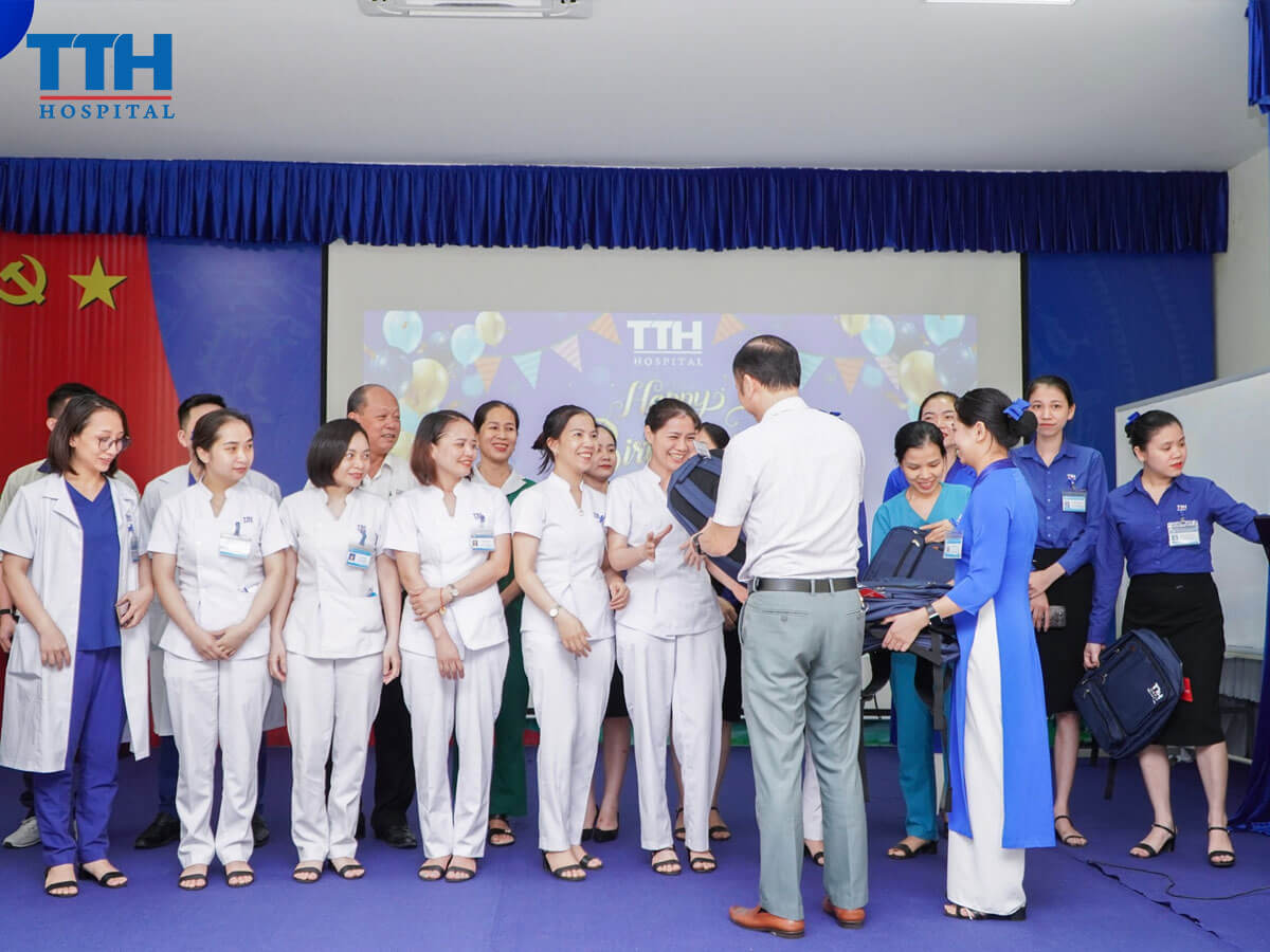 Tình Cảm Và Lời Chúc Chân Thành