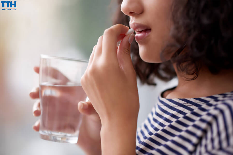 Sử Dụng Thuốc Giảm Đau Điều Trị Viêm Tủy Răng Tại Nhà