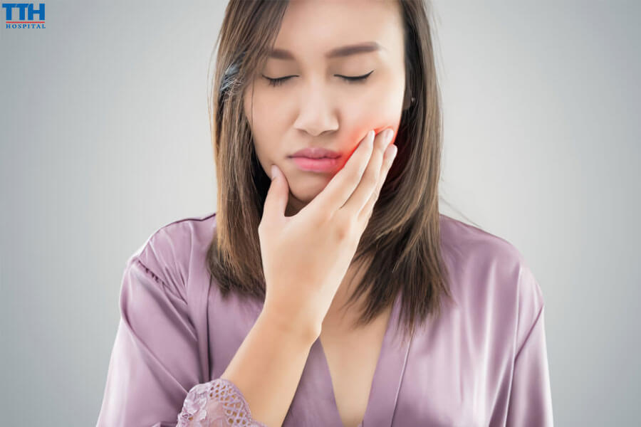 Sưng và Xuất Hiện Mủ