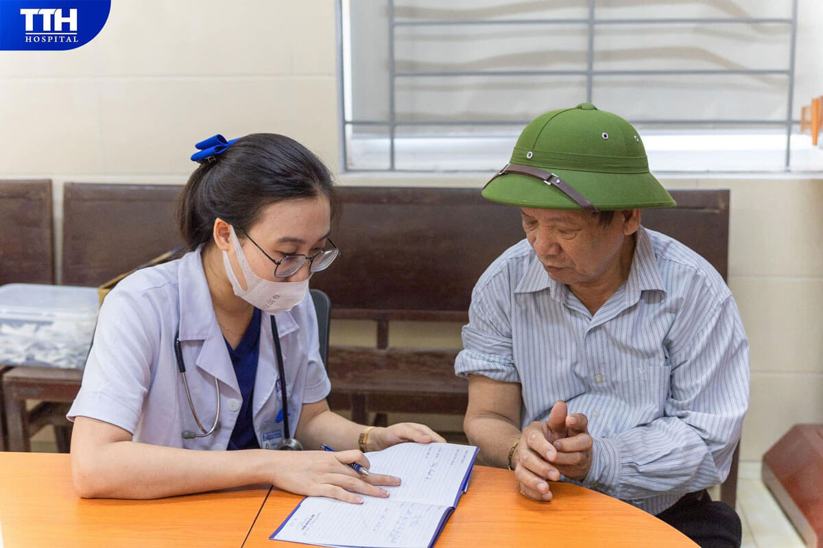 Bệnh viện cung cấp các dịch vụ khám và điều trị miễn phí cho các thương binh