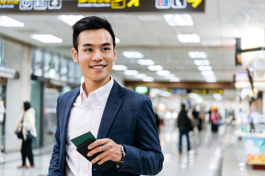 Ưu và nhược điểm của nụ cười chuẩn Mỹ