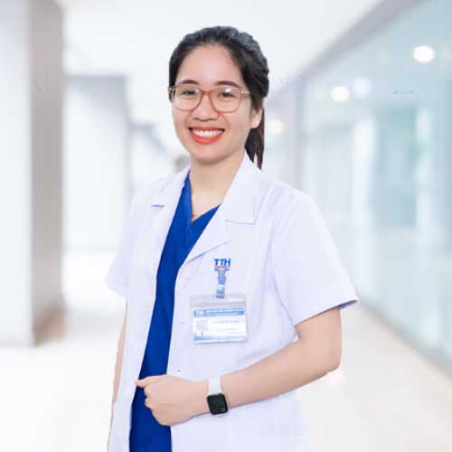 Thạc sỹ, Bác sỹ Hoàng Lệ Giang