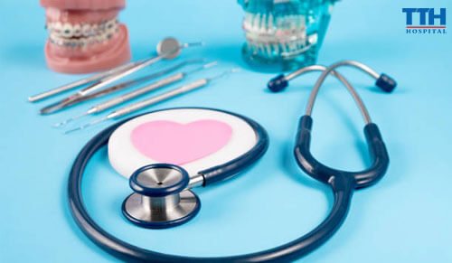 Trồng Răng Implant Cho Người Mắc Bệnh Tim Mạch Có An Toàn Không?