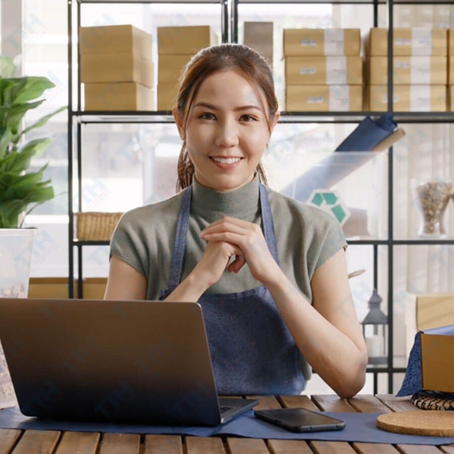 Mối Quan Hệ Giữa Nụ Cười Và Sự Nghiệp Trong Nhân Tướng Học