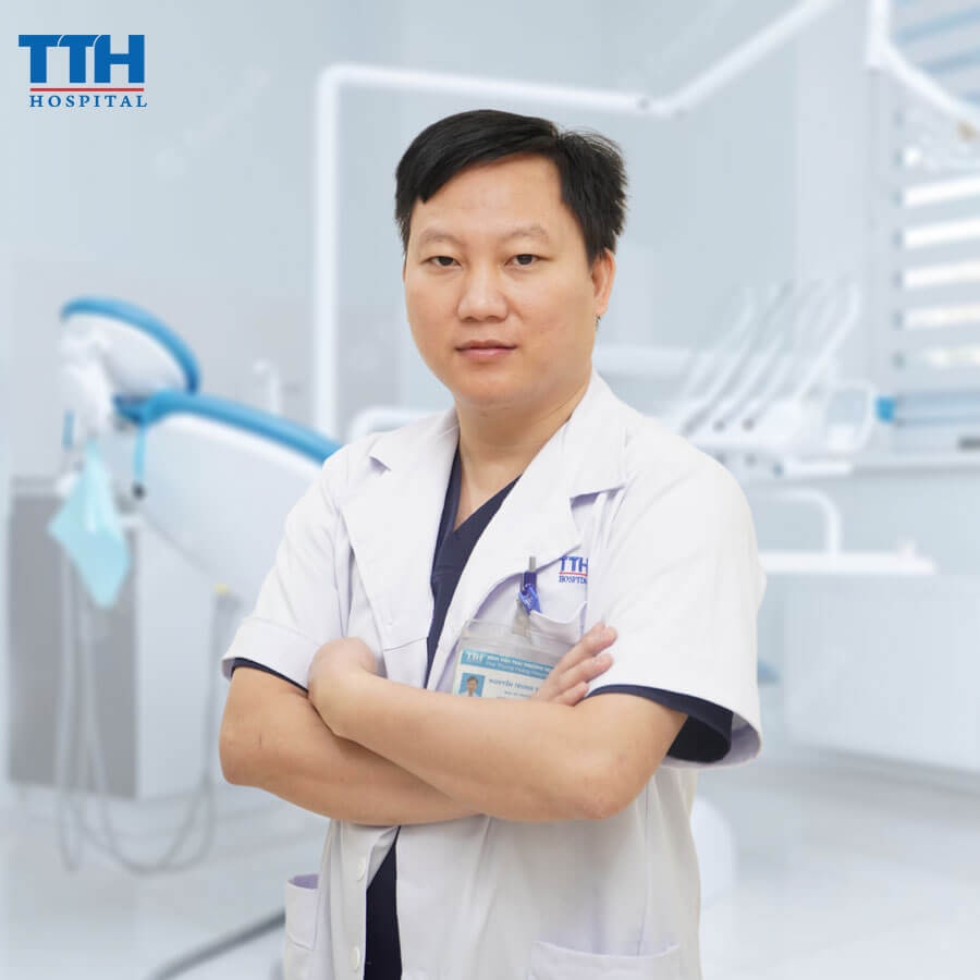Nha Sĩ Nguyễn Trung Thành - Trưởng Khoa Phục Hình Răng Sứ tại Bệnh Viện Thái Thượng Hoàng